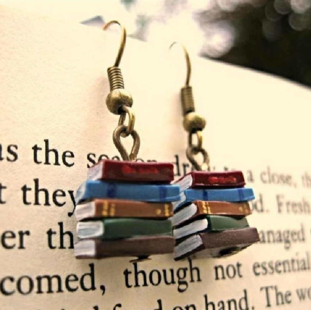 Fish hook stack of books earrings